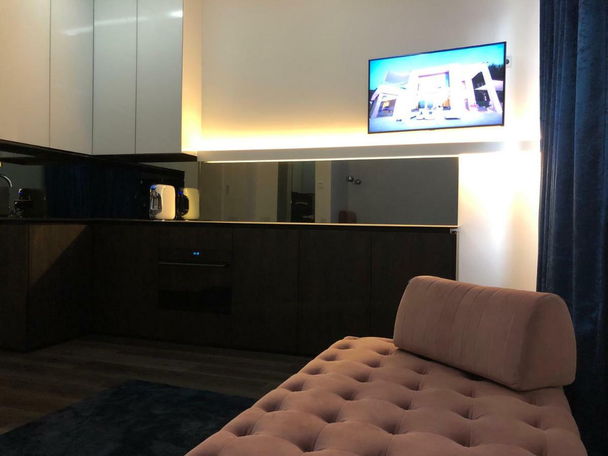 Modern And Luxury Apartment In The Center Of Каунас Экстерьер фото